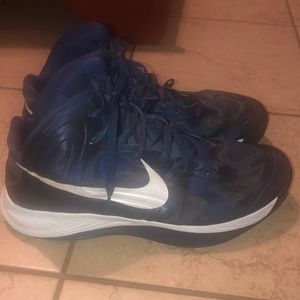 Men’s Nike Hyperfuse basketball shoes